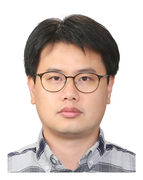 윤효석