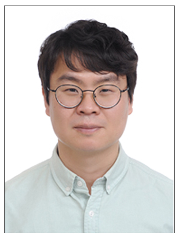 김용훈